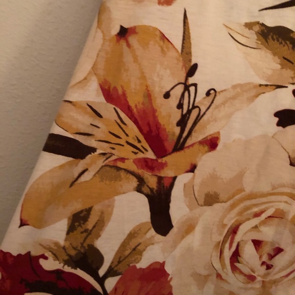 Shirt - Picture 5 of 10